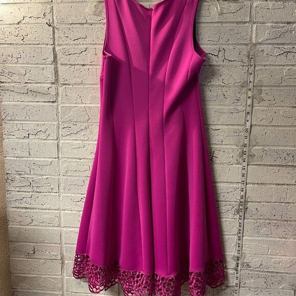 Donna Ricco Sleeveless A-Line Dress – Vibrant Fuchsia with Lace Trim - Picture 5 of 8